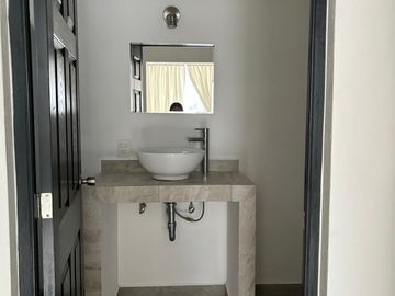 CASA EN VENTA CUMBRES DE JURIQUILLA