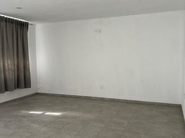 CASA EN VENTA CUMBRES DE JURIQUILLA