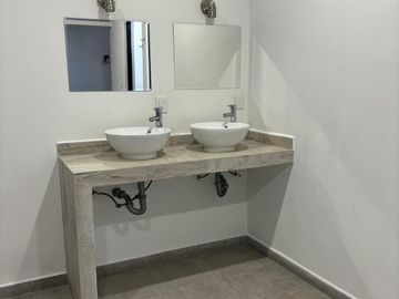 CASA EN VENTA CUMBRES DE JURIQUILLA