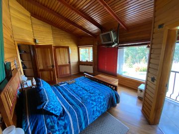 Espectacular casa en campo de 10,5 hectáreas - Región de Los Ríos