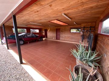 Espectacular casa en campo de 10,5 hectáreas - Región de Los Ríos