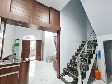 Dijual Rumah Krakatau Palace 16 Bhayangkara Jalan Sukamurni Medan