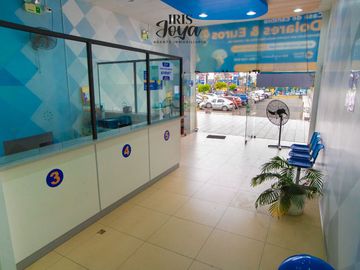 ALQUILER LOCAL COMERCIAL FIORI.