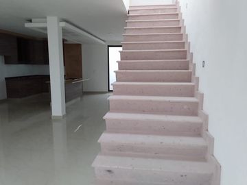 VENTA DE CASA EN LA COL. CONGRESO CONSTITUYENTE DE MICHOACÁN.
