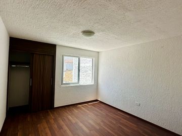 Casa remodelada en Alamo Industrial en VENTA