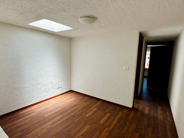Casa remodelada en Alamo Industrial en VENTA