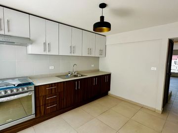 Casa remodelada en Alamo Industrial en VENTA
