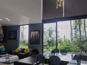 Ciudad Bugambilias, Espectacular Residencia en Segunda Sección