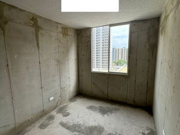 se vende apartamento en obra gris