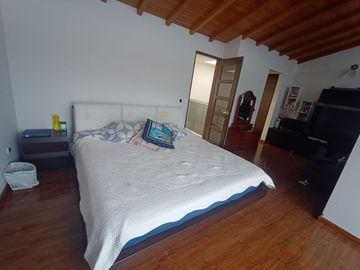 CASA EN LAS QUINTAS