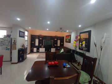 CASA EN LAS QUINTAS
