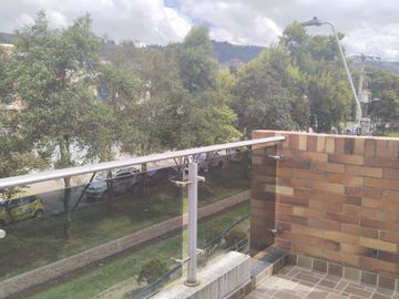 CASA EN LAS QUINTAS