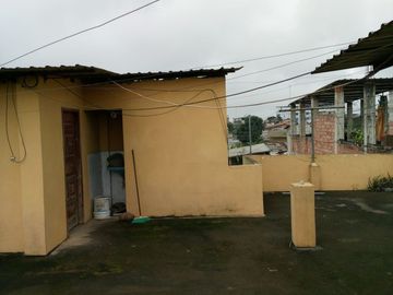VENDO CASA EN LA CIUDAD DE PASAJE