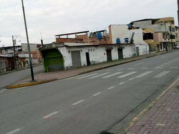 VENDO CASA EN LA CIUDAD DE PASAJE