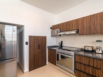 VENTA DE CASA CON ALBERCA Y ROOF GARDEN AL SUR DE CUERNAVACA MORELOS