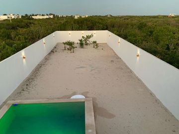 Casa a pasos del mar con alberca privada, en venta, San Benito, Yucatán.