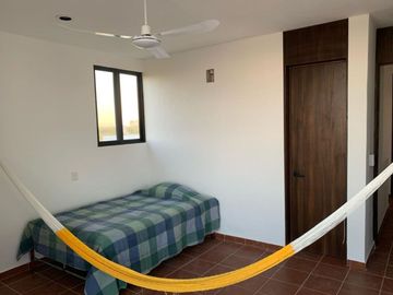 Casa a pasos del mar con alberca privada, en venta, San Benito, Yucatán.