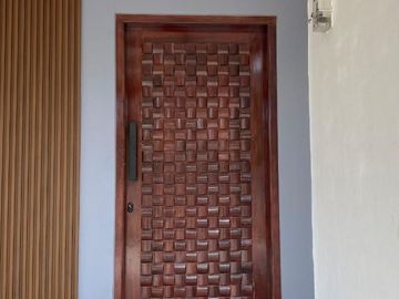 RUMAH DIJUAL MURAH DI CISARUA LEMBANG BANDUNG BARAT JUAL 2 LANTAI PERUMAHAN DESAIN MODERN ELEGAN