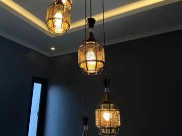 RUMAH DIJUAL MURAH DI CISARUA LEMBANG BANDUNG BARAT JUAL 2 LANTAI PERUMAHAN DESAIN MODERN ELEGAN