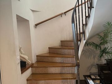 Venta Casa de Tres Niveles en Av Tamaulipas en Santa Fe