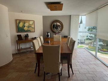 Venta Casa de Tres Niveles en Av Tamaulipas en Santa Fe