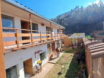 Casa en Venta en Huasao, Cusco - Dos Pisos, Ideal para Casa de Campo o Proyecto