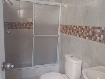 VENTA DEPARTAMENTO LA MOLINA COCHERA PORTADA DEL SOL III ETAPA 3ER PISO S/ASCENSOR
