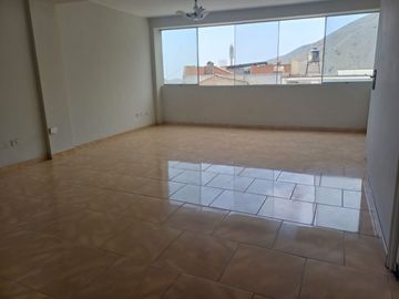 VENTA DEPARTAMENTO LA MOLINA COCHERA PORTADA DEL SOL III ETAPA 3ER PISO S/ASCENSOR
