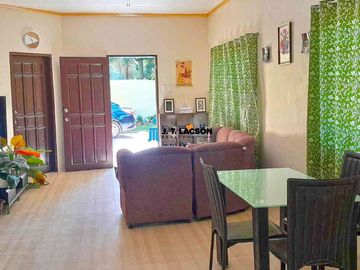 🏝️ RUSH SALE! 3 Bedroom House with Pool in Bacong 🏊