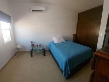 Casa en Venta Real Amalfi 2 Recamaras excelentes condiciones