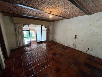 Casa en venta en Col Cerro del Tesoro Tlaquepaque