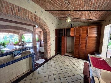 Casa en venta en Col Cerro del Tesoro Tlaquepaque