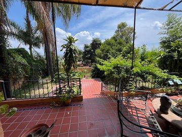 Casa en venta en Col Cerro del Tesoro Tlaquepaque