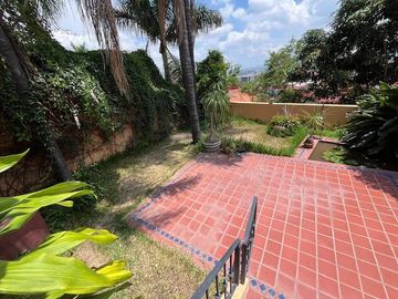 Casa en venta en Col Cerro del Tesoro Tlaquepaque