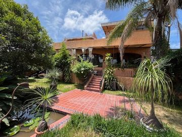 Casa en venta en Col Cerro del Tesoro Tlaquepaque