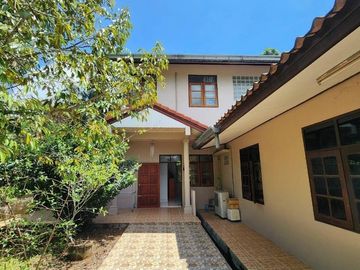 Land sales with house 3 buildings close to main street over 2,000 sqm. Na To Ming, Mueang, Trang