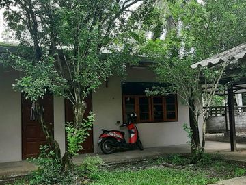 Land sales with house 3 buildings close to main street over 2,000 sqm. Na To Ming, Mueang, Trang