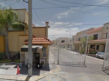 Casa en Venta en Remate, Quinta Villas Guanajuato
