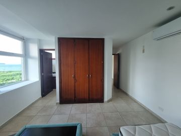 DEPARTAMENTO AMUEBLADO EN VENTA En Torres JV 🏙️ 📍 Blvd. Manuel Ávila Camacho, Costa de Oro, Boca del Río; Ver.