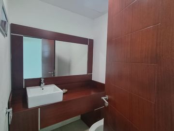 DEPARTAMENTO AMUEBLADO EN VENTA En Torres JV 🏙️ 📍 Blvd. Manuel Ávila Camacho, Costa de Oro, Boca del Río; Ver.