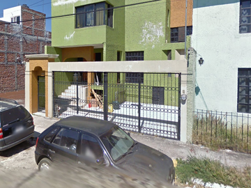 CASA EN REMATE BANCARIO EN PRIMAVERA REAL SAN JOAQUIN HIDALGO -LU01