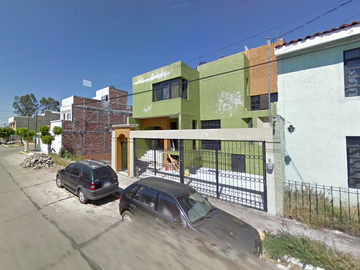 CASA EN REMATE BANCARIO EN PRIMAVERA REAL SAN JOAQUIN HIDALGO -LU01