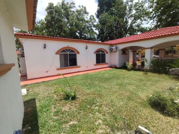 Hermosa casa en venta en zona privilegiada de Parras