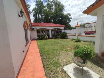 Hermosa casa en venta en zona privilegiada de Parras