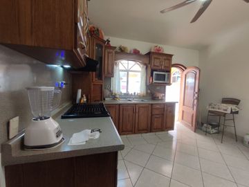 Hermosa casa en venta en zona privilegiada de Parras