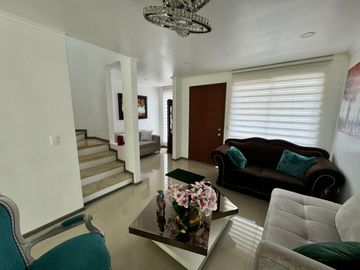 Vendo hermosa casa en conjunto cerrado en sector La Florida