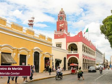 Casa con jardín y alberca privada, en venta, en Zona Norte, Mérida.