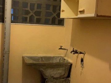 oportunidad !!! Venta Casa una planta, esquinera con suite independiente Alborada 5 etapa, Aplica 100 % biess incl. gastos legales …  !!