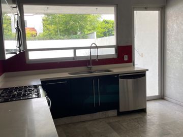 RESIDENCIA EN VENTA EN FRACCIONAMIENTO RESIDENCIAL EL CAMPANARIO EN SAN ANDRES CHOLULA; PUEBLA.