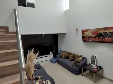 Casa en venta en Cd. Chapultepec, Cuernavaca Morelos.